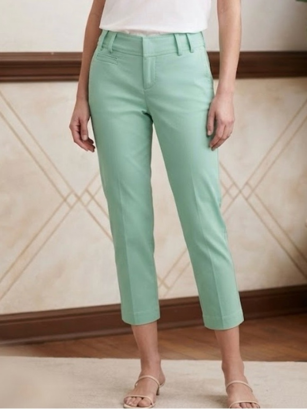 BANANA REPUBLIC MINT GREEN CROPPED PANT